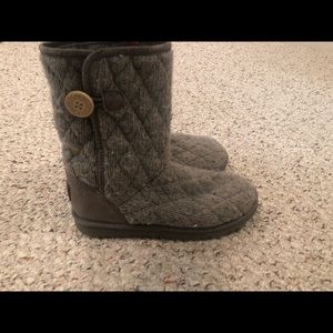 Grey Ugg Boots in Great condition size 9